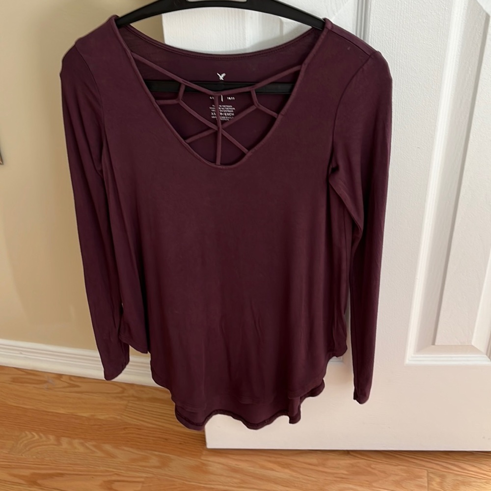 4 ITEMS  for $25. Casual top from American Eagle
